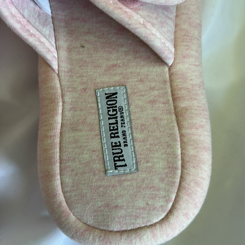 True Religion Pink And Gray Horseshoe Adjustable Strap Slide On Slippers - Picture 10 of 12